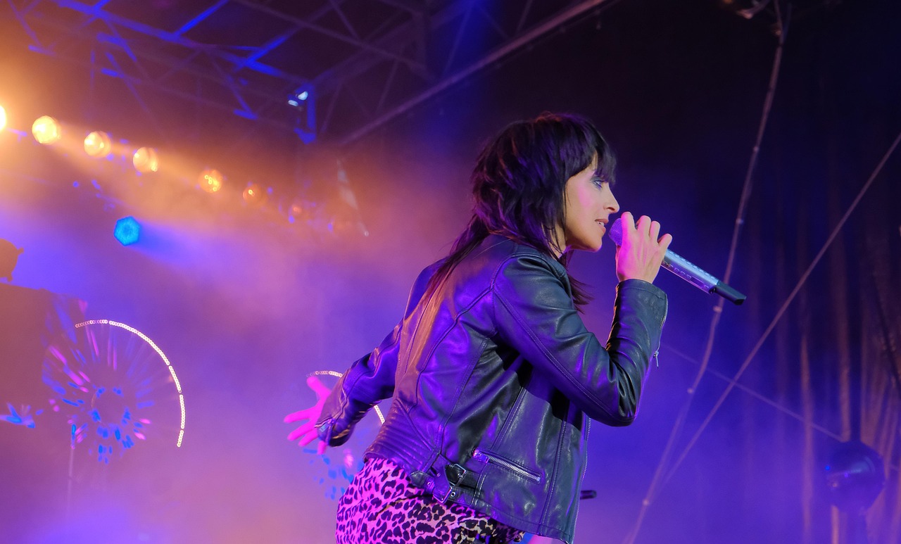 王俊凱最新圖片，展現(xiàn)偶像最新風(fēng)采